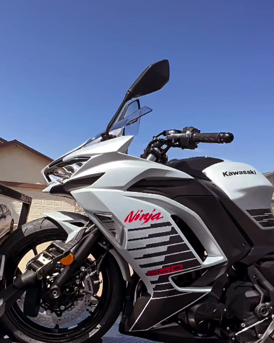 Kawasaki Ninja 650 on black tow bed